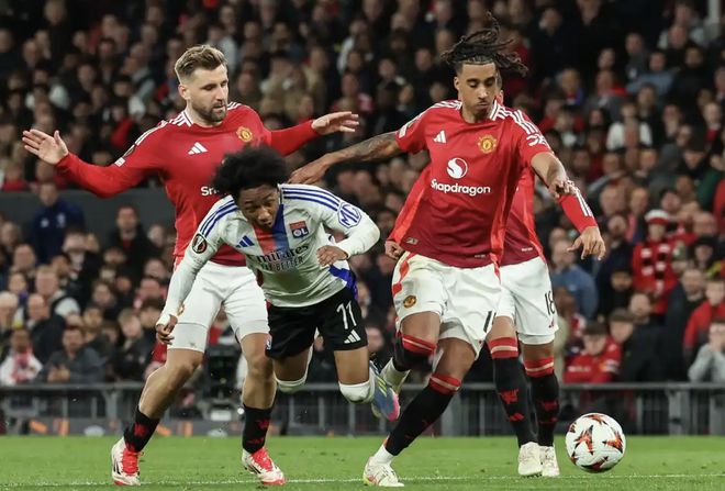 包含曼联逆袭绝平南安普顿,小胜切尔西升至第三的词条 包含曼联逆袭绝平南安普顿,小胜切尔西升至第三的词条