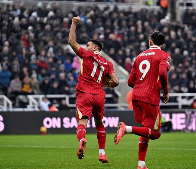 包含曼联逆袭绝平南安普顿,小胜切尔西升至第三的词条 包含曼联逆袭绝平南安普顿,小胜切尔西升至第三的词条