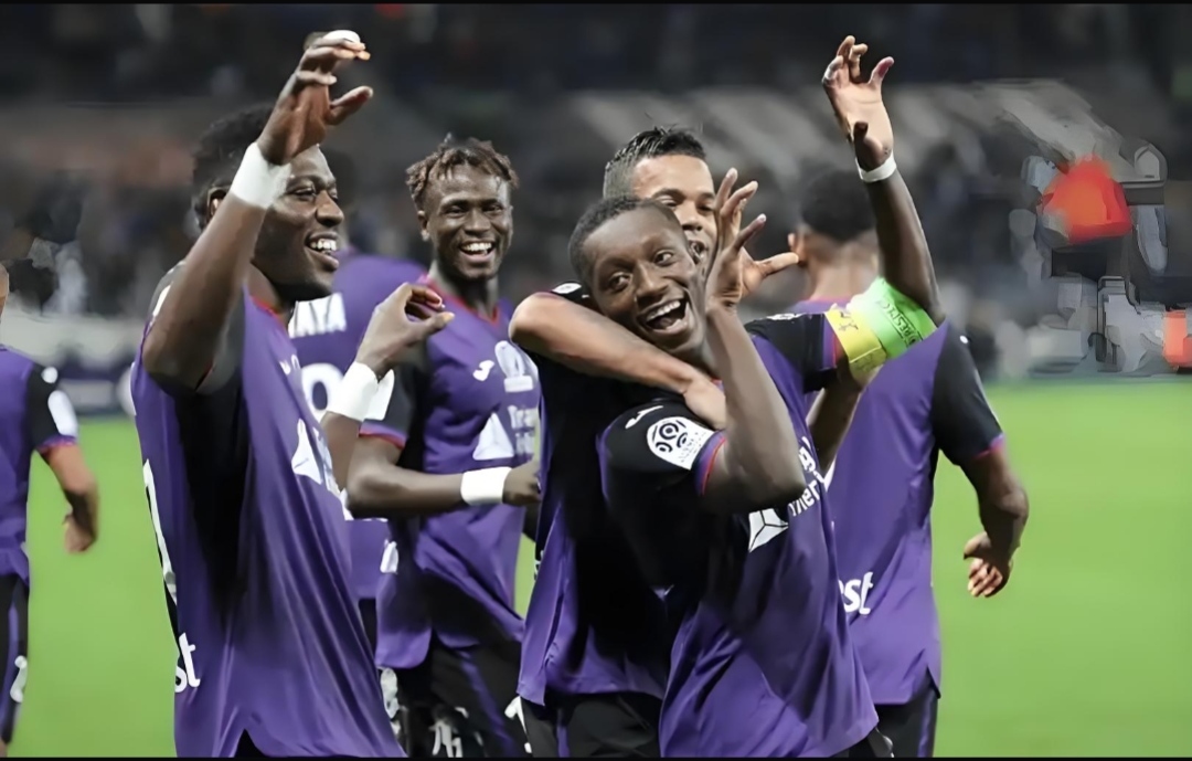 图卢兹中场球员忙于恢复，为下一战做准备的简单介绍