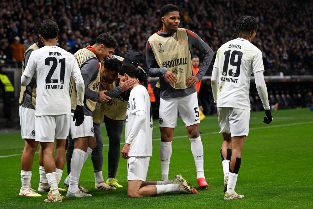 法兰克福球员技艺精湛，展现青年才俊实力的简单介绍