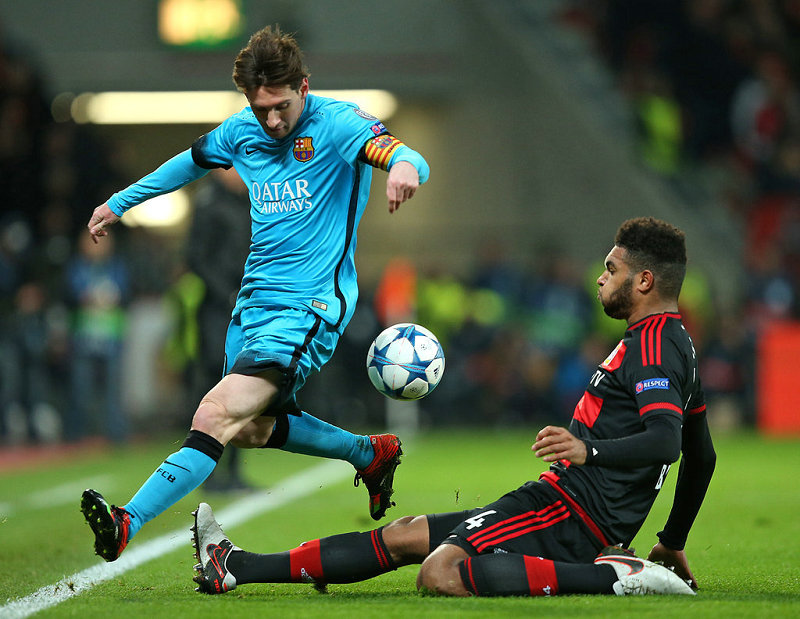 球星梅西再次破门，助巴萨战平对手