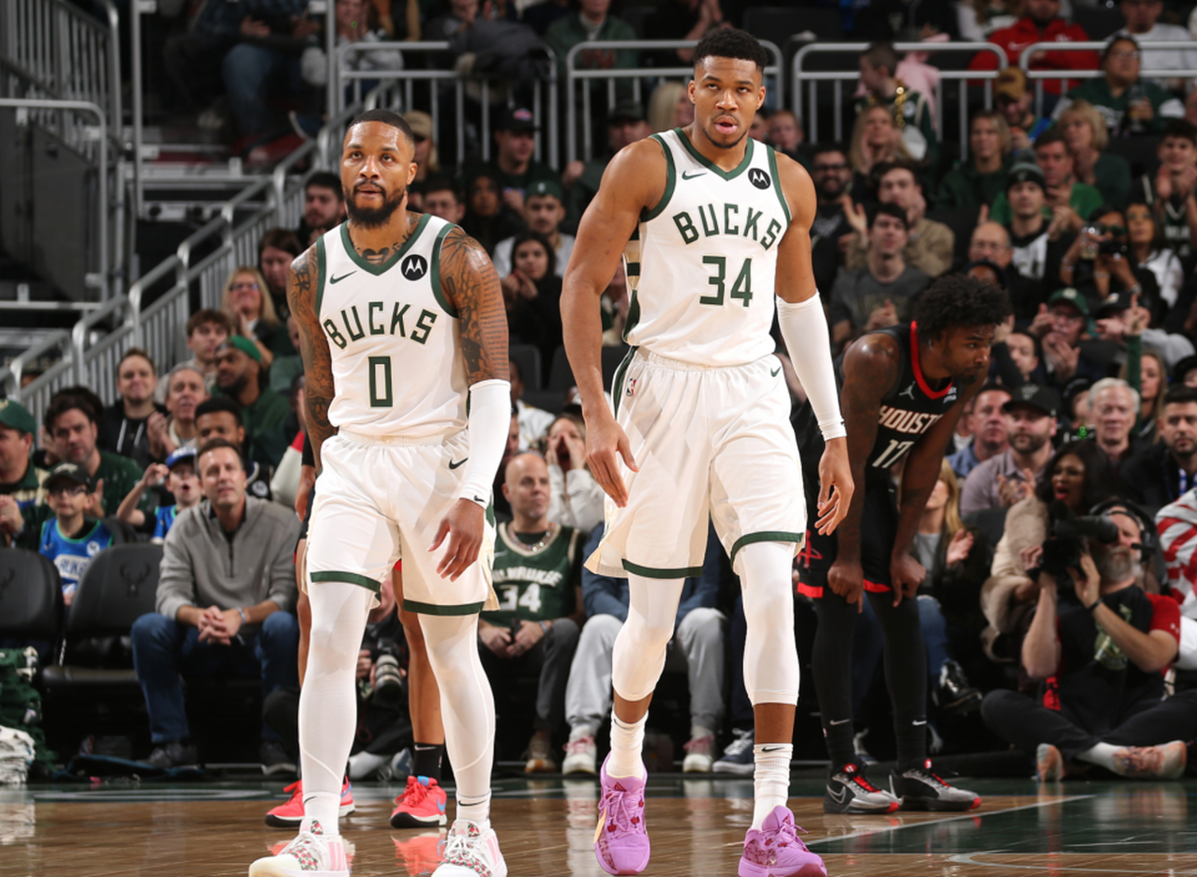 雄鹿双星合璧，领先对手一步的简单介绍