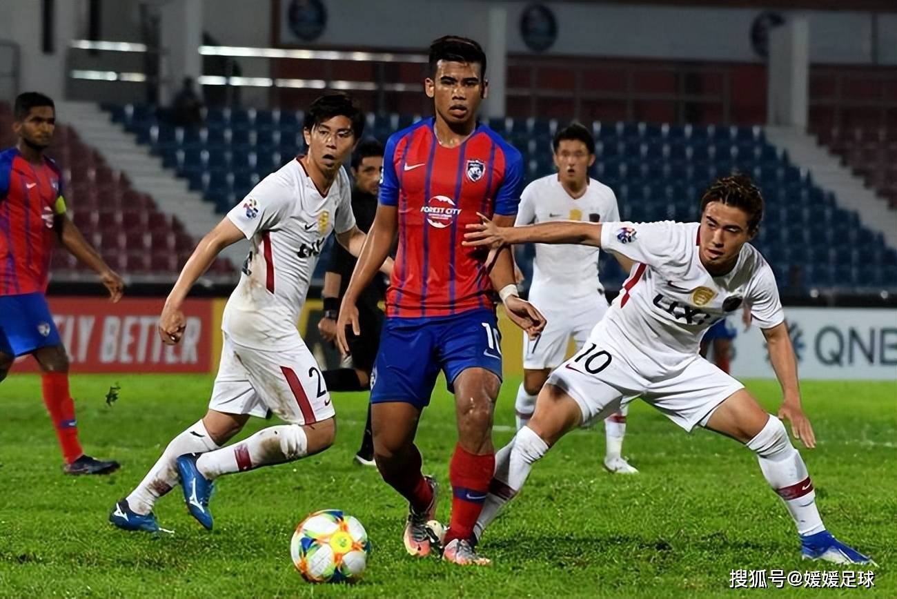 瓦朗谢纳主场击败尼姆,豪取联赛第四的简单介绍 瓦朗谢纳主场击败尼姆,豪取联赛第四的简单介绍