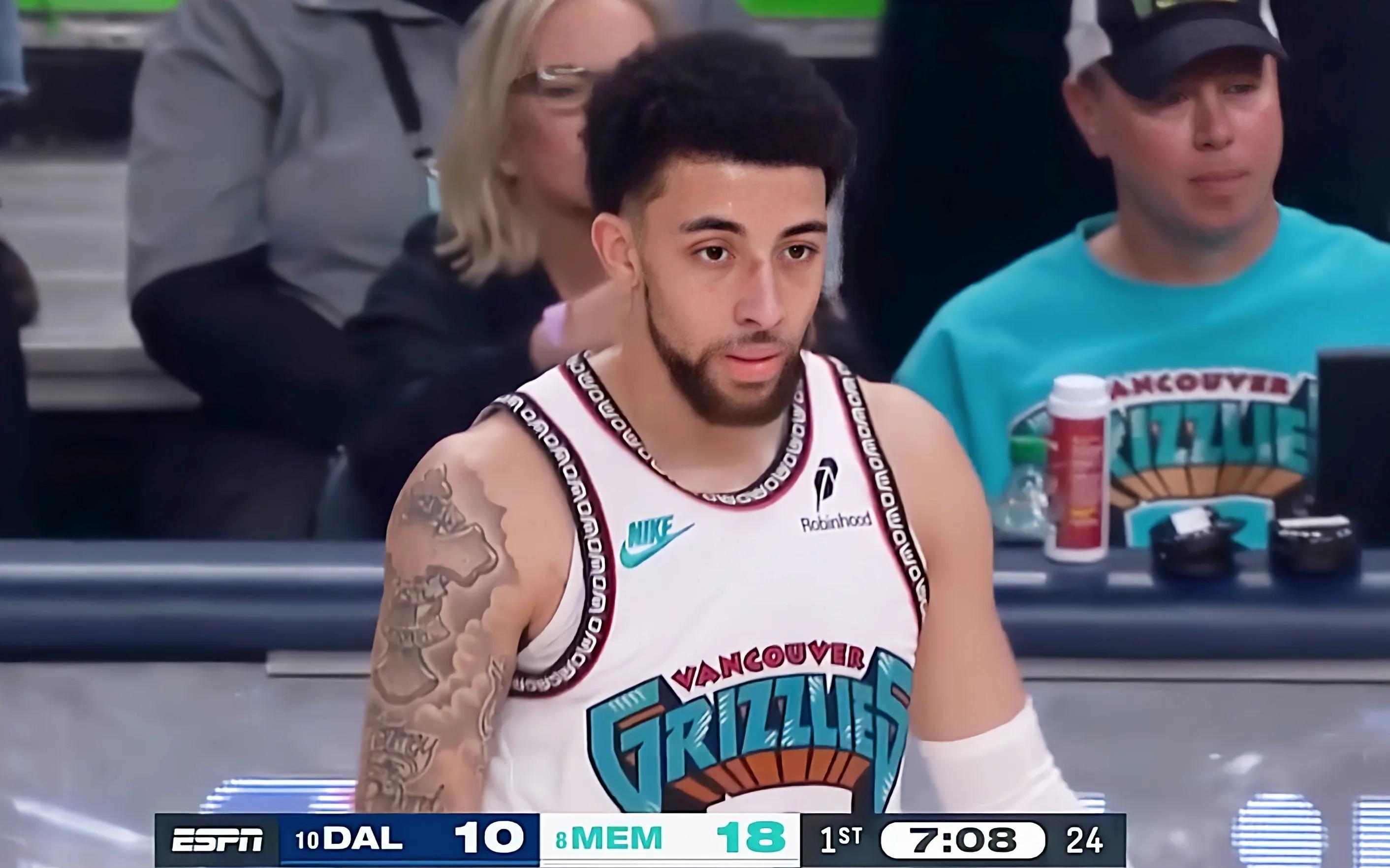 包含灰熊球员休整状态好转，为球队带来希望的词条