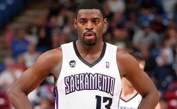 NBA新秀表现抢眼,被誉为未来联盟之星 NBA新秀表现抢眼,被誉为未来联盟之星