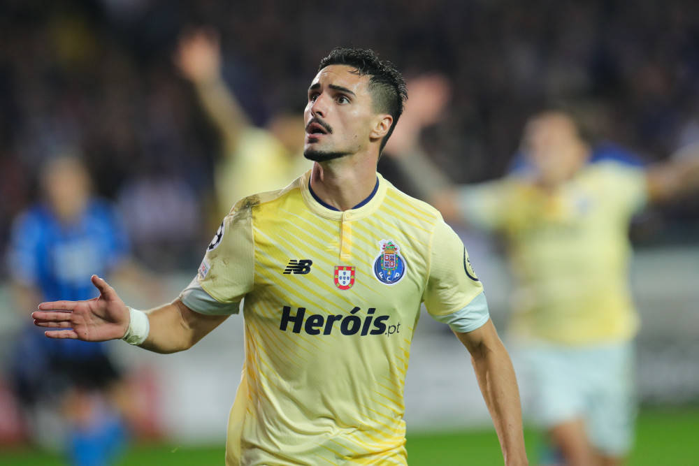 热那亚门将表现神勇，多次扑出关键球