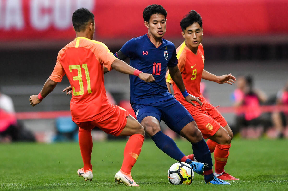 球员合约续约！球队宣布续约消息，稳固核心阵容的简单介绍