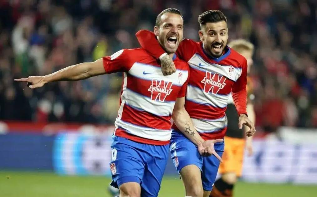 塞维利亚主场获胜，积分榜上升的简单介绍