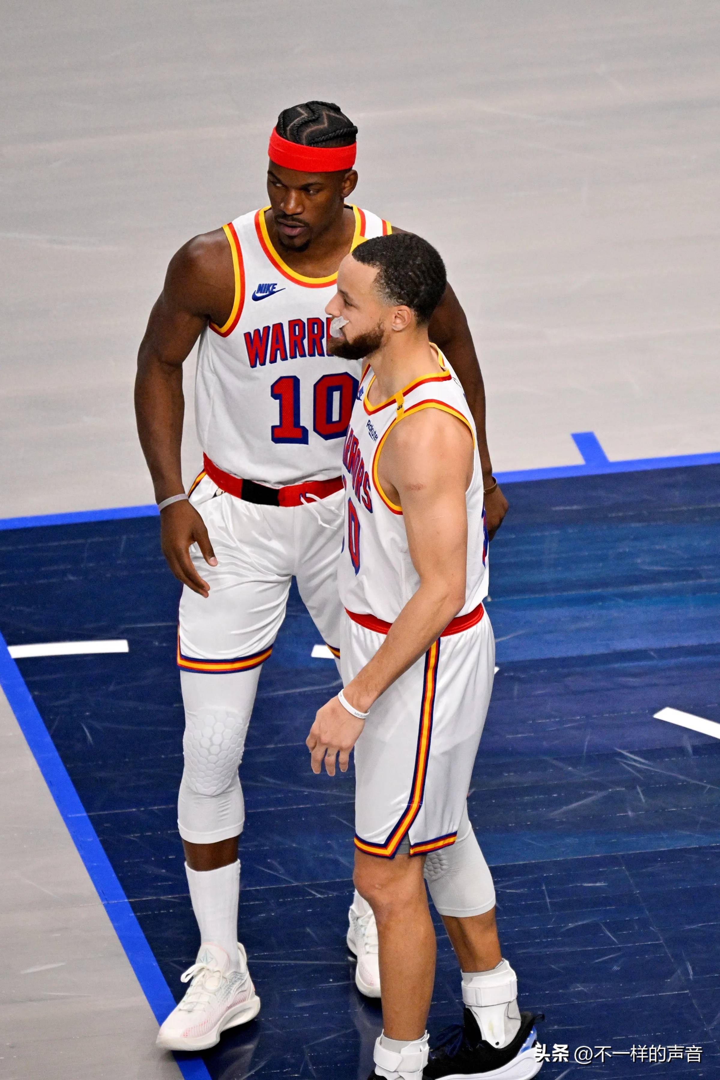 勇士客场击败骑士，取得五连胜